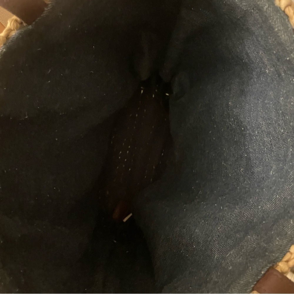 Woven Tote Bag with American Flag Design - Picture 9 of 9